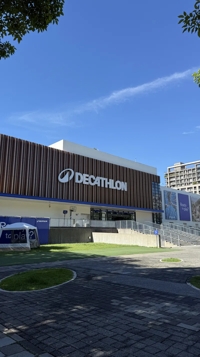 Decathlon building under a blue sky